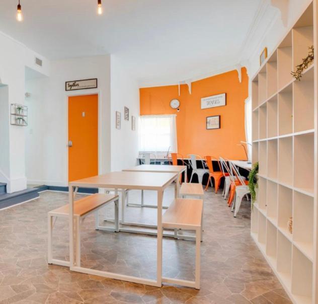 Miami On A Budget - Free Dinner -Coffee - Tea - Every Day-Female Only Dorms - Men Only Dorms - Under New Management Esterno foto